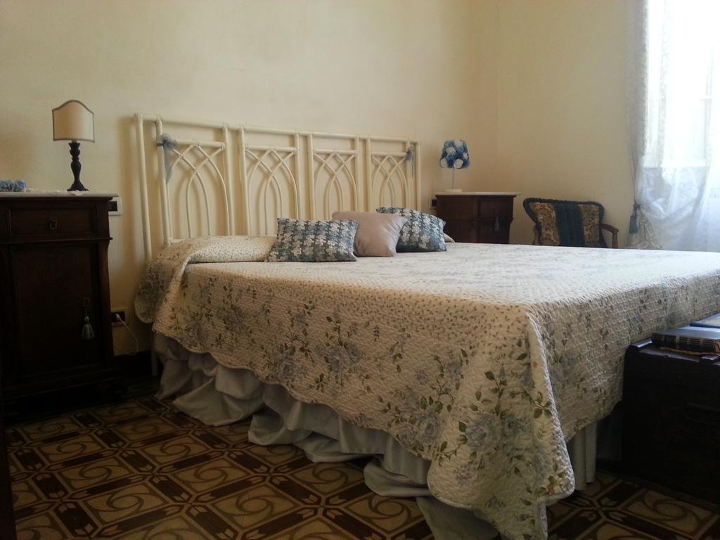 Casa Simonetti Bed & Breakfast Torre del Lago Puccini Cameră foto