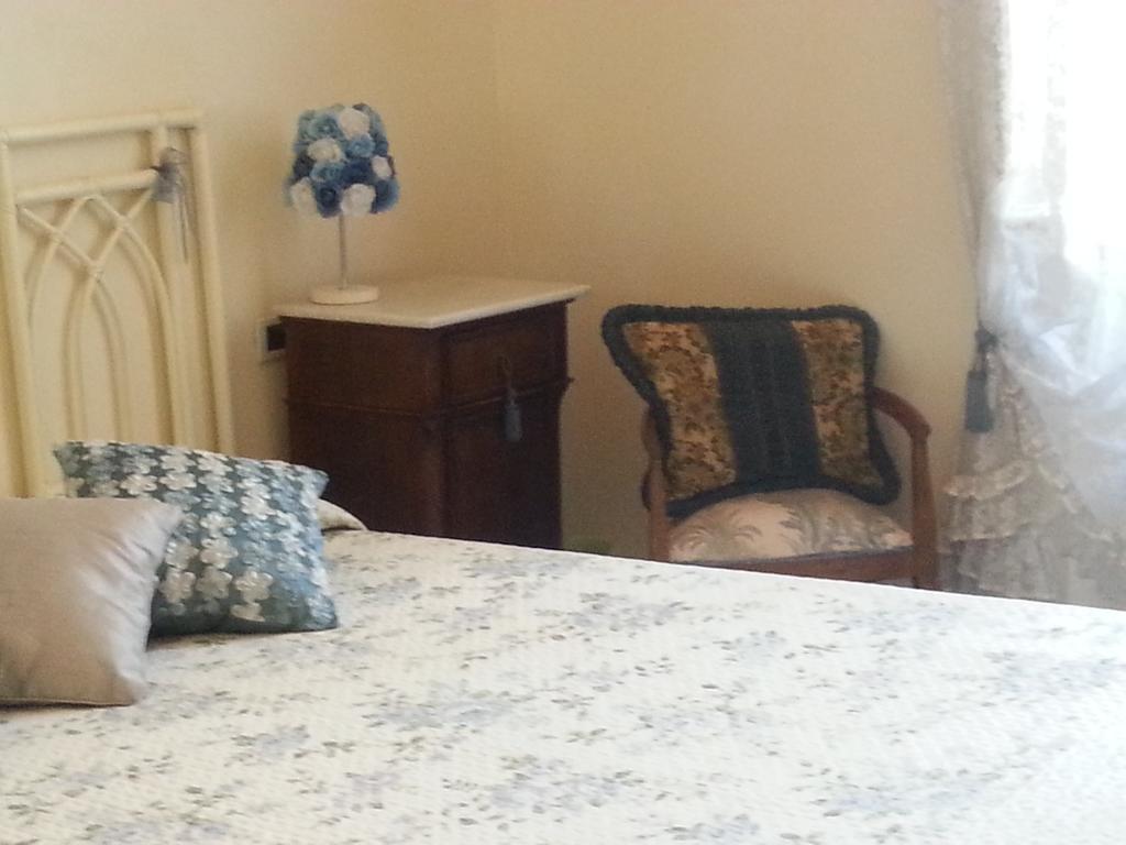 Casa Simonetti Bed & Breakfast Torre del Lago Puccini Cameră foto